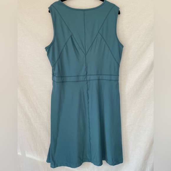 Title Nine Dream V-Neck Dress - Picture 2 of 14